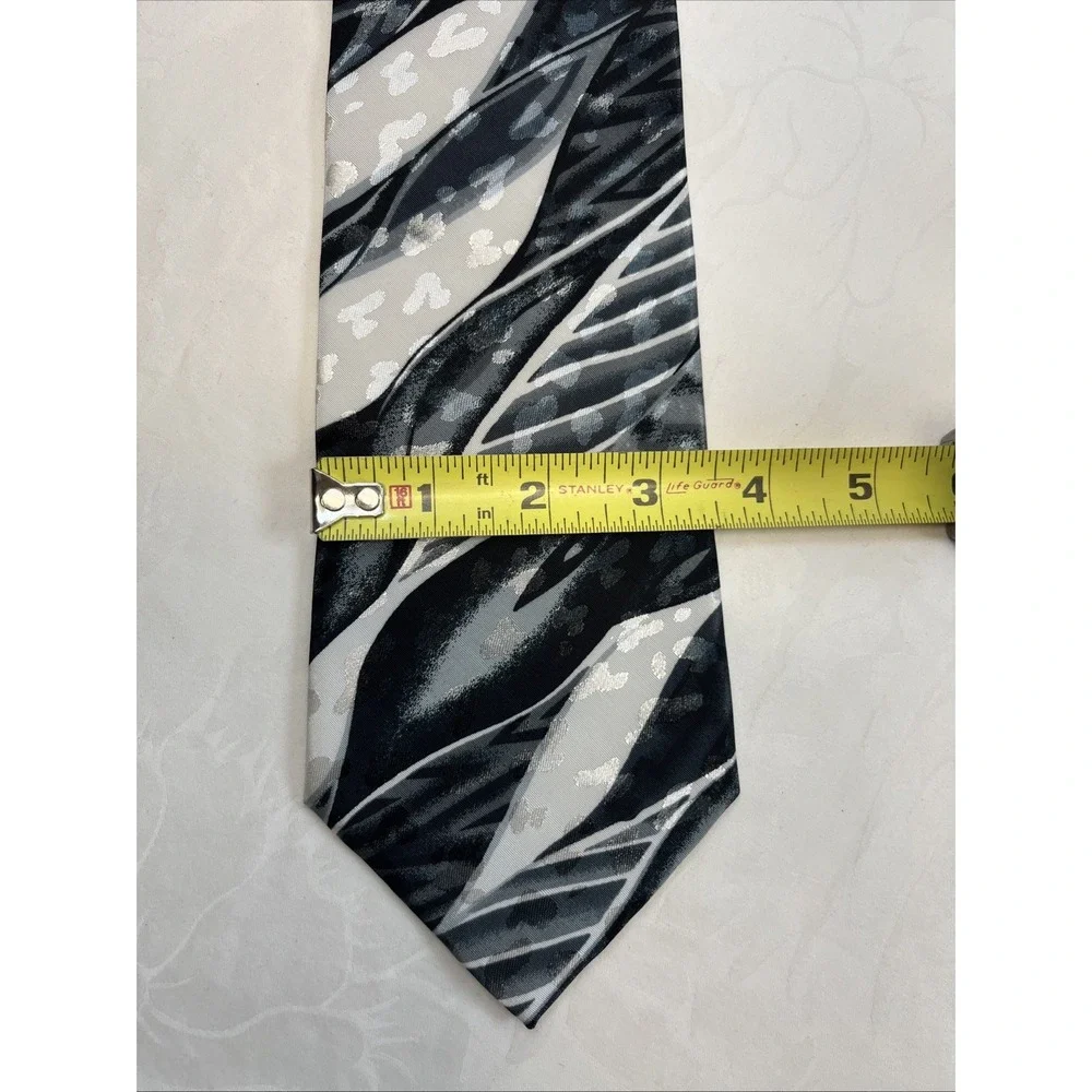 D. De‎ Bartolo & Co Custom Men's Necktie - 56